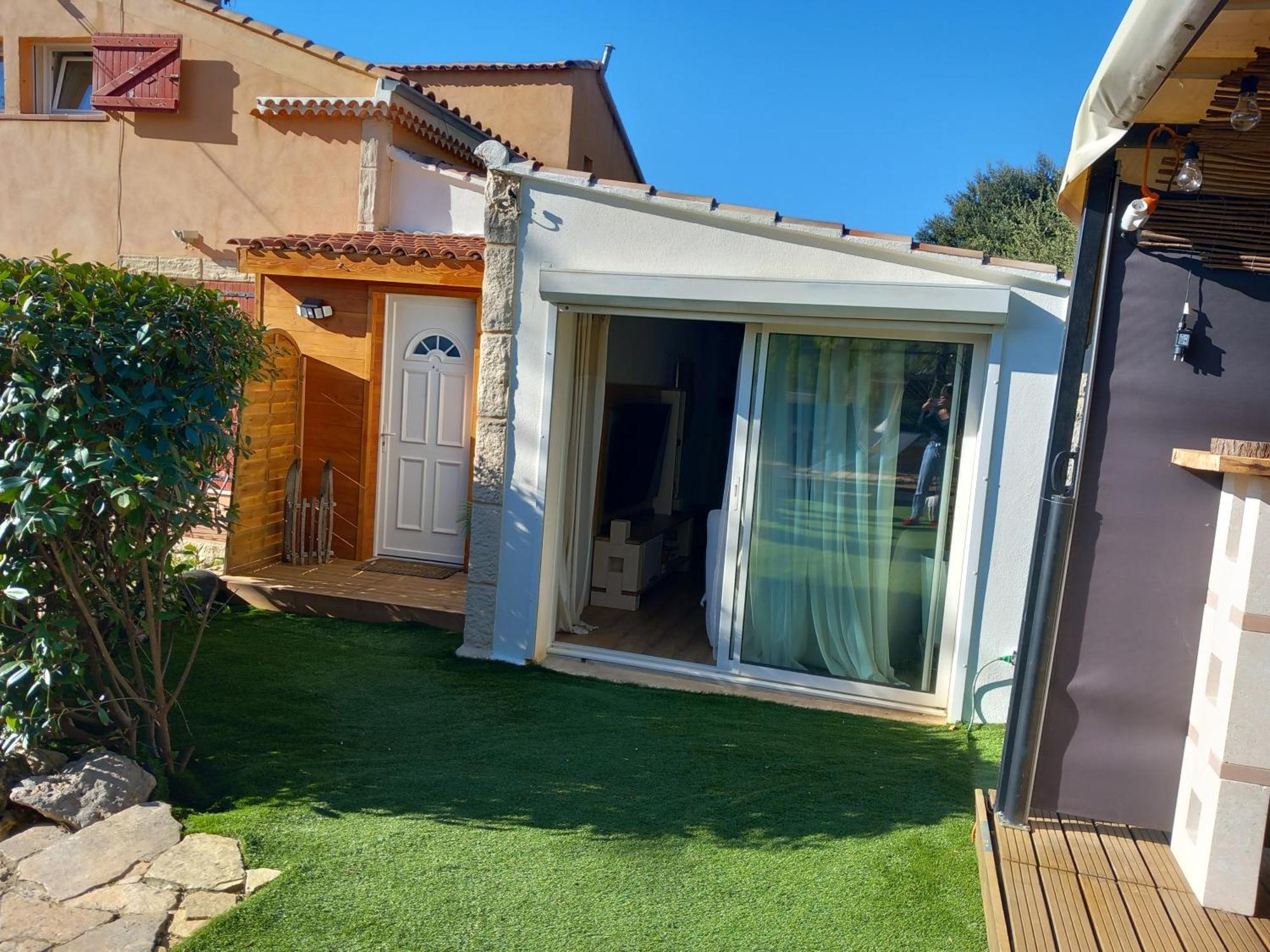 Villa 4 Chambres Avec Jacuzzi Saint-Maximin Exteriör bild